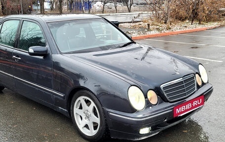 Mercedes-Benz E-Класс, 2000 год, 399 000 рублей, 6 фотография