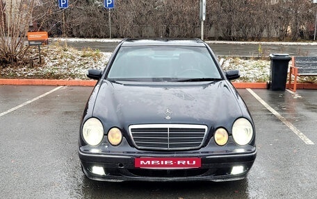 Mercedes-Benz E-Класс, 2000 год, 399 000 рублей, 7 фотография