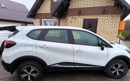 Renault Kaptur I рестайлинг, 2019 год, 1 150 000 рублей, 4 фотография