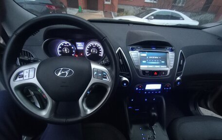 Hyundai ix35 I рестайлинг, 2012 год, 999 999 рублей, 8 фотография