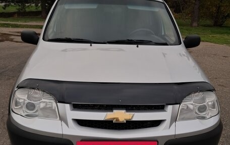 Chevrolet Niva I рестайлинг, 2013 год, 670 000 рублей, 3 фотография