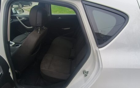 Opel Astra J, 2011 год, 800 000 рублей, 7 фотография