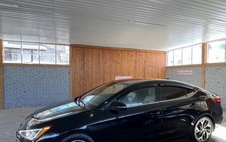 Hyundai Elantra VI рестайлинг, 2019 год, 1 750 000 рублей, 9 фотография