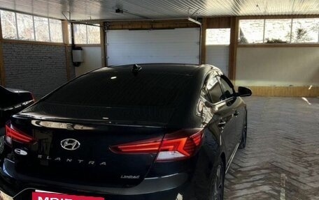 Hyundai Elantra VI рестайлинг, 2019 год, 1 750 000 рублей, 10 фотография