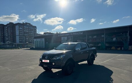 Mitsubishi L200 IV рестайлинг, 2017 год, 2 490 000 рублей, 3 фотография
