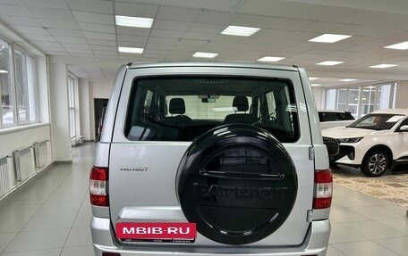 ЛуАЗ Patriot, 2021 год, 1 450 000 рублей, 6 фотография