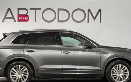 Volkswagen Touareg III, 2018 год, 4 990 000 рублей, 6 фотография