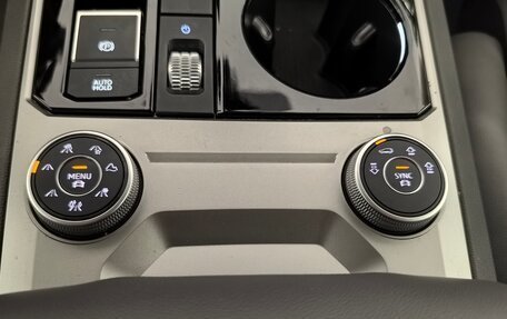 Volkswagen Touareg III, 2018 год, 4 990 000 рублей, 25 фотография