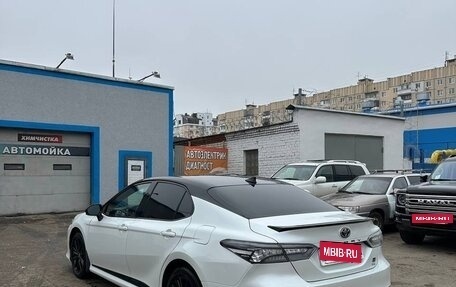 Toyota Camry, 2021 год, 3 700 000 рублей, 7 фотография