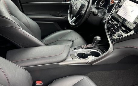 Toyota Camry, 2021 год, 3 700 000 рублей, 14 фотография