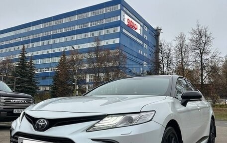 Toyota Camry, 2021 год, 3 700 000 рублей, 18 фотография