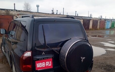 Mitsubishi Pajero III рестайлинг, 2005 год, 630 000 рублей, 3 фотография