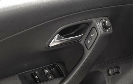 Volkswagen Polo VI (EU Market), 2013 год, 1 045 000 рублей, 7 фотография