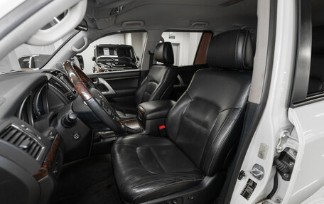 Toyota Land Cruiser 200, 2014 год, 4 400 000 рублей, 9 фотография