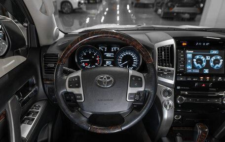 Toyota Land Cruiser 200, 2014 год, 4 400 000 рублей, 10 фотография