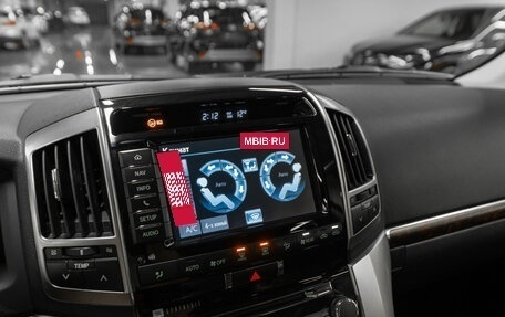 Toyota Land Cruiser 200, 2014 год, 4 400 000 рублей, 21 фотография