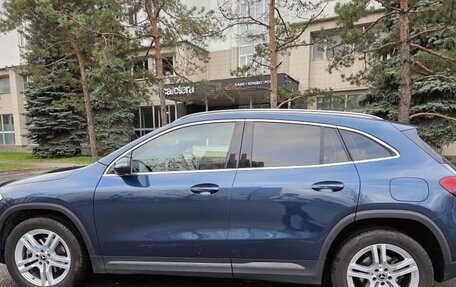 Mercedes-Benz GLA, 2021 год, 3 900 000 рублей, 3 фотография