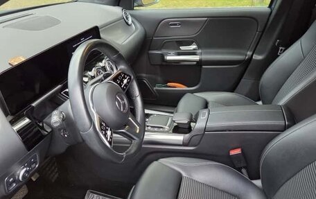 Mercedes-Benz GLA, 2021 год, 3 900 000 рублей, 13 фотография