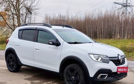 Renault Sandero II рестайлинг, 2018 год, 1 100 000 рублей, 1 фотография