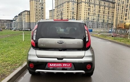 KIA Soul II рестайлинг, 2018 год, 1 750 000 рублей, 4 фотография