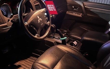 Mitsubishi Pajero IV, 2007 год, 1 350 000 рублей, 2 фотография