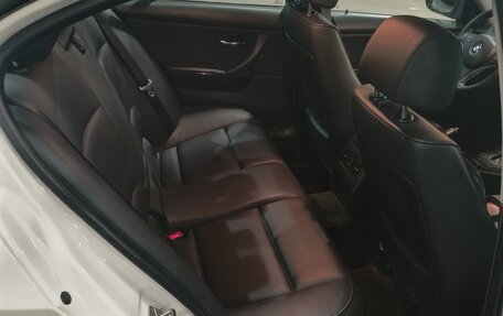 BMW 3 серия, 2010 год, 1 250 000 рублей, 14 фотография