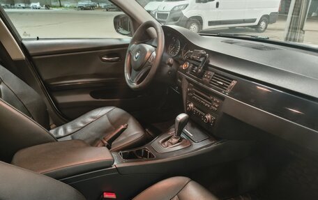 BMW 3 серия, 2010 год, 1 250 000 рублей, 12 фотография