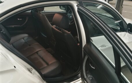 BMW 3 серия, 2010 год, 1 250 000 рублей, 13 фотография