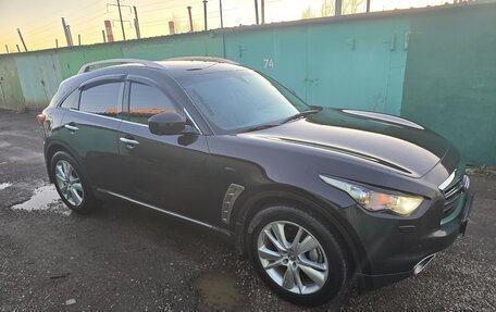 Infiniti QX70, 2013 год, 1 880 000 рублей, 3 фотография