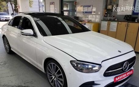 Mercedes-Benz E-Класс, 2021 год, 3 670 000 рублей, 3 фотография