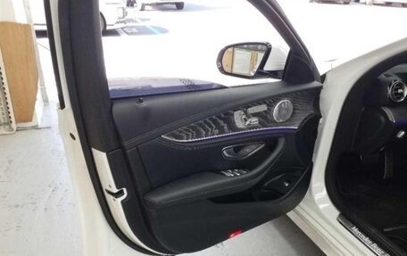 Mercedes-Benz E-Класс, 2021 год, 3 670 000 рублей, 12 фотография