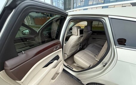 Cadillac SRX II рестайлинг, 2013 год, 2 099 000 рублей, 13 фотография