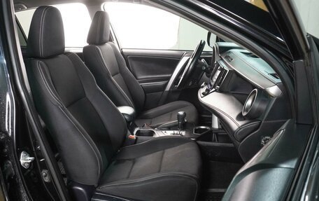 Toyota RAV4, 2019 год, 2 450 000 рублей, 8 фотография