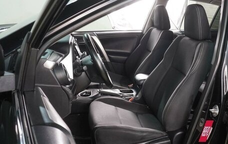 Toyota RAV4, 2019 год, 2 450 000 рублей, 10 фотография