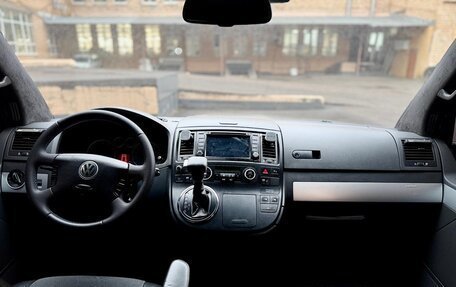 Volkswagen Multivan T5, 2009 год, 2 400 000 рублей, 11 фотография