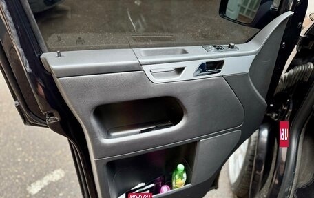 Volkswagen Multivan T5, 2009 год, 2 400 000 рублей, 13 фотография