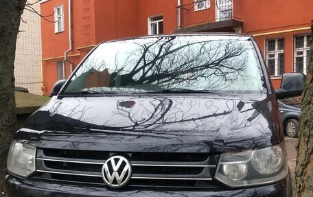 Volkswagen Multivan T5, 2012 год, 2 390 000 рублей, 3 фотография