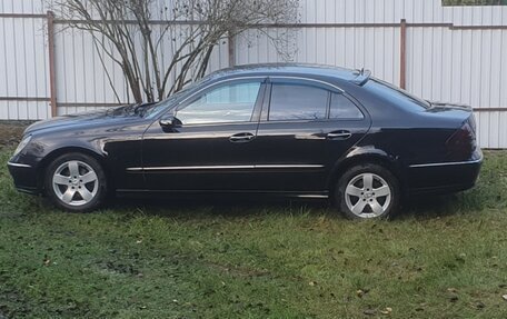 Mercedes-Benz E-Класс, 2002 год, 850 000 рублей, 2 фотография