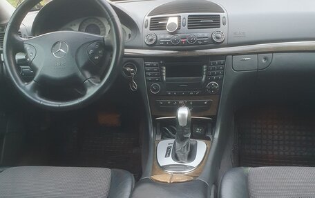 Mercedes-Benz E-Класс, 2002 год, 850 000 рублей, 10 фотография