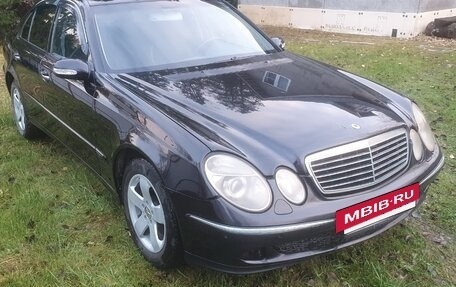 Mercedes-Benz E-Класс, 2002 год, 850 000 рублей, 4 фотография