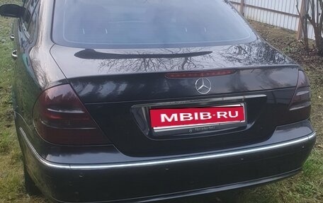 Mercedes-Benz E-Класс, 2002 год, 850 000 рублей, 6 фотография