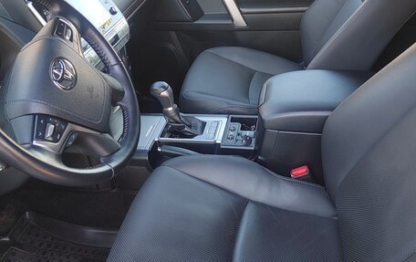 Toyota Land Cruiser Prado 150 рестайлинг 2, 2021 год, 7 500 000 рублей, 11 фотография