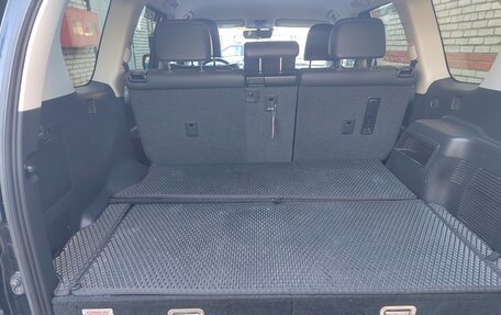 Toyota Land Cruiser Prado 150 рестайлинг 2, 2021 год, 7 500 000 рублей, 9 фотография