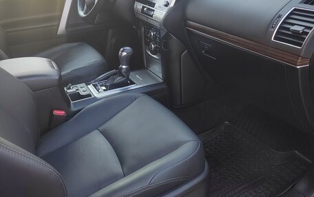 Toyota Land Cruiser Prado 150 рестайлинг 2, 2021 год, 7 500 000 рублей, 15 фотография