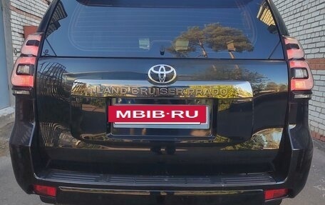 Toyota Land Cruiser Prado 150 рестайлинг 2, 2021 год, 7 500 000 рублей, 7 фотография