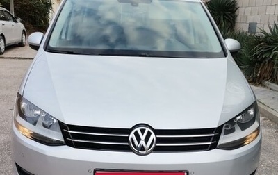 Volkswagen Sharan II, 2012 год, 1 930 000 рублей, 1 фотография