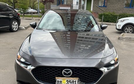 Mazda 3, 2019 год, 1 830 000 рублей, 4 фотография