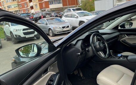 Mazda 3, 2019 год, 1 830 000 рублей, 14 фотография