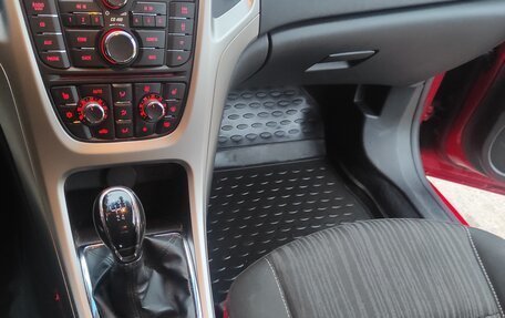 Opel Astra J, 2011 год, 720 000 рублей, 7 фотография