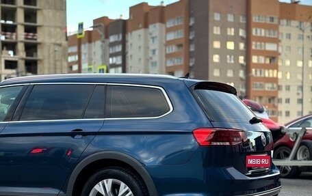 Volkswagen Passat B8 рестайлинг, 2020 год, 2 790 000 рублей, 13 фотография